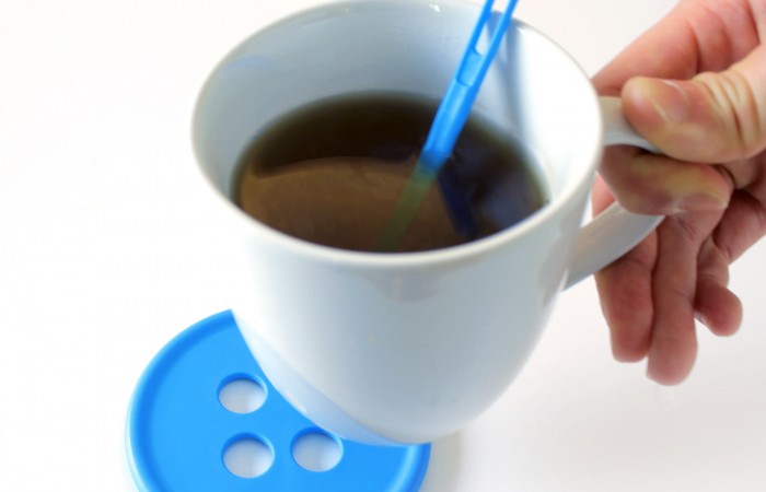 blue button needle